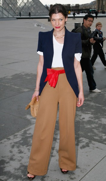 Milla Jovovich Fotoğrafı