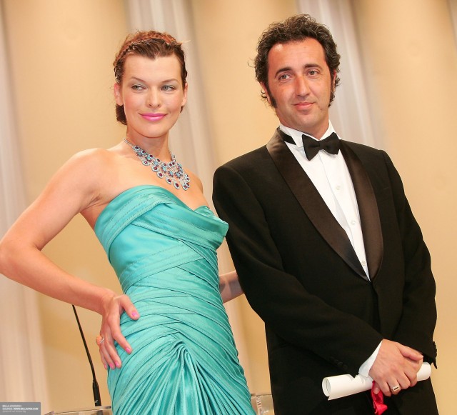 Milla Jovovich Fotoğrafı