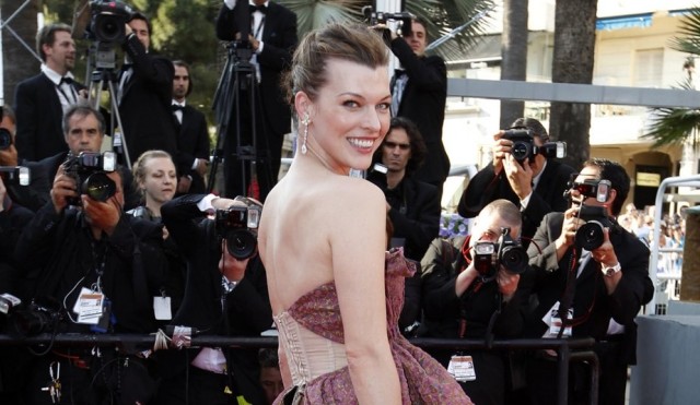 Milla Jovovich Fotoğrafı