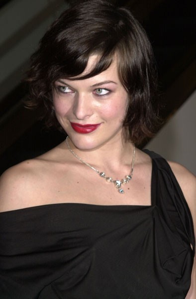 Milla Jovovich Fotoğrafı