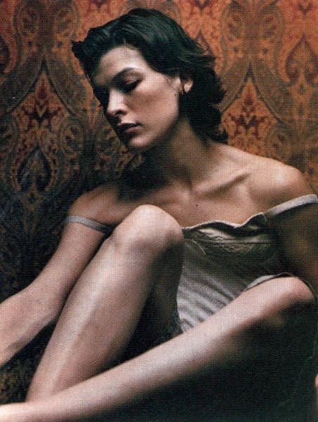 Milla Jovovich Fotoğrafı