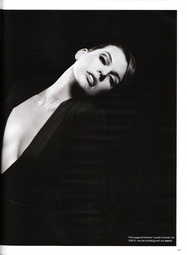 Milla Jovovich Fotoğrafı