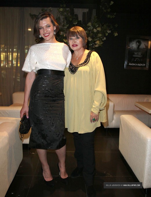 Milla Jovovich Fotoğrafı