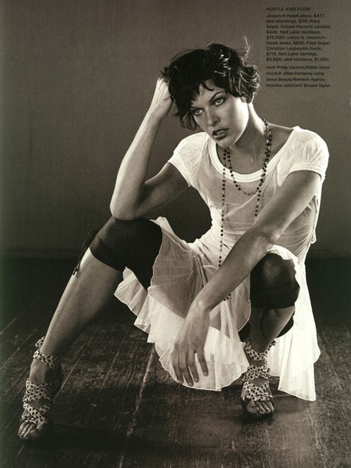 Milla Jovovich Fotoğrafı