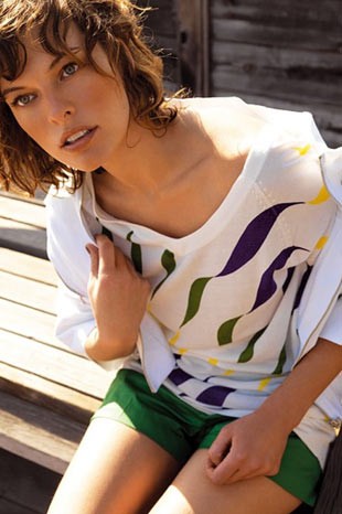 Milla Jovovich Fotoğrafı