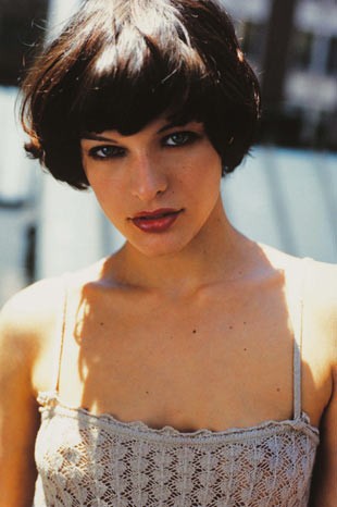 Milla Jovovich Fotoğrafı