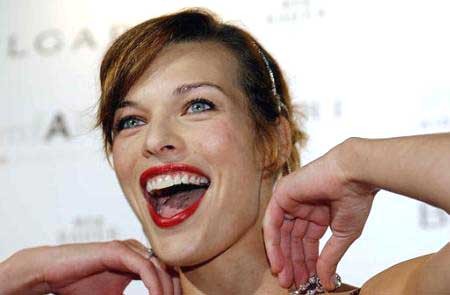 Milla Jovovich Fotoğrafı