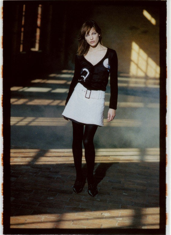 Milla Jovovich Fotoğrafı