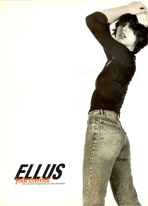 Milla Jovovich Fotoğrafı