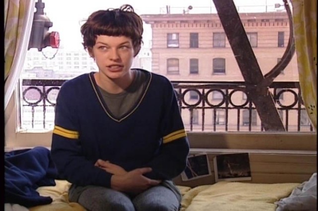 Milla Jovovich Fotoğrafı