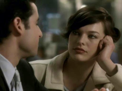 Milla Jovovich Fotoğrafı