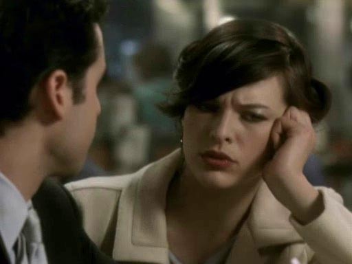 Milla Jovovich Fotoğrafı