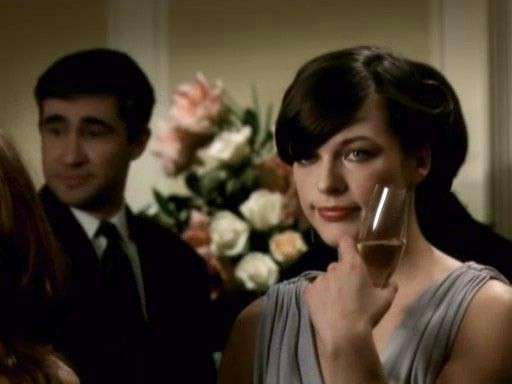 Milla Jovovich Fotoğrafı