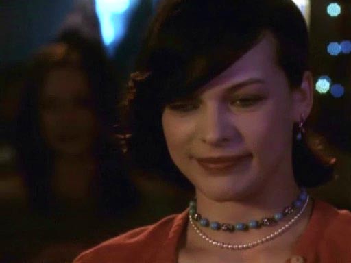 Milla Jovovich Fotoğrafı