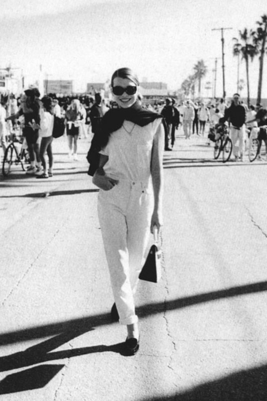 Milla Jovovich Fotoğrafı