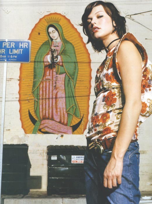 Milla Jovovich Fotoğrafı
