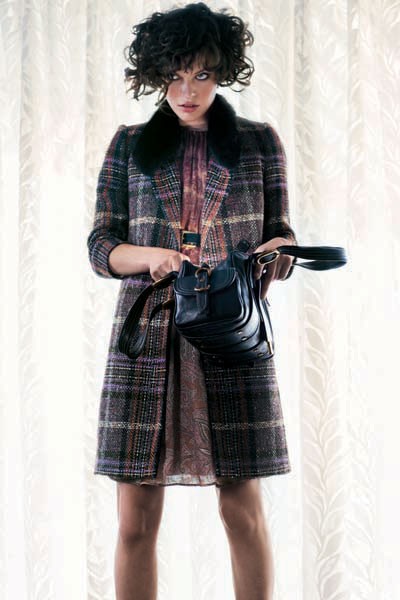 Milla Jovovich Fotoğrafı