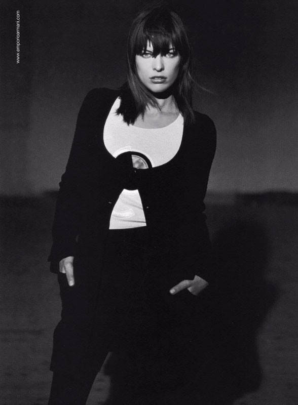Milla Jovovich Fotoğrafı