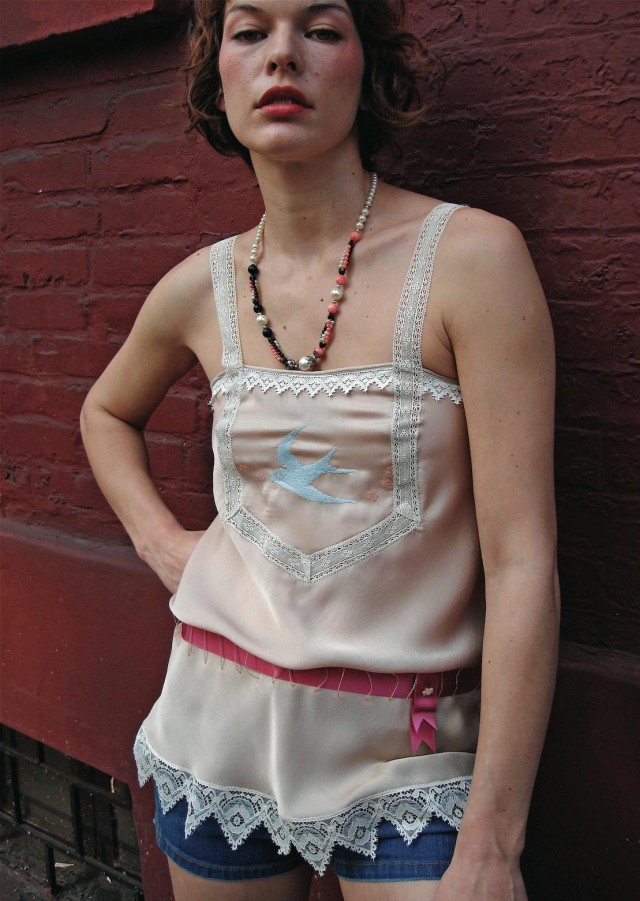 Milla Jovovich Fotoğrafı