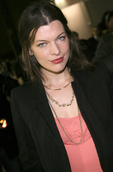 Milla Jovovich Fotoğrafı