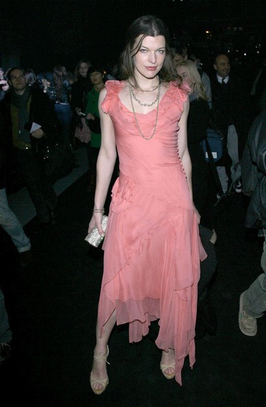 Milla Jovovich Fotoğrafı