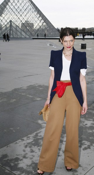 Milla Jovovich Fotoğrafı