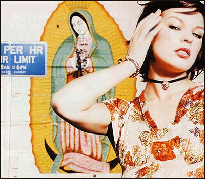 Milla Jovovich Fotoğrafı