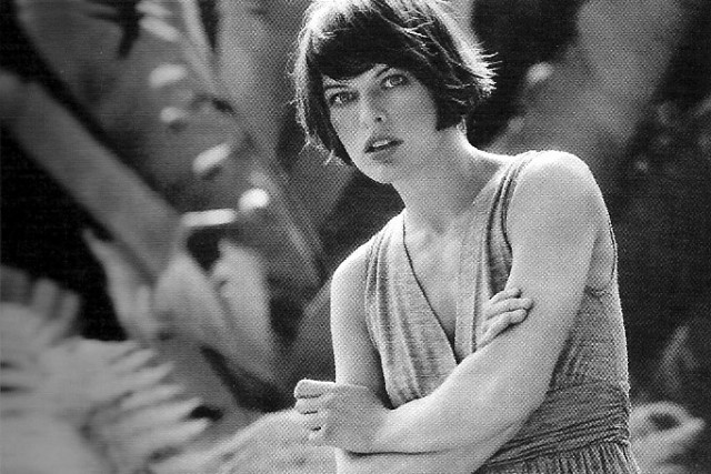 Milla Jovovich Fotoğrafı