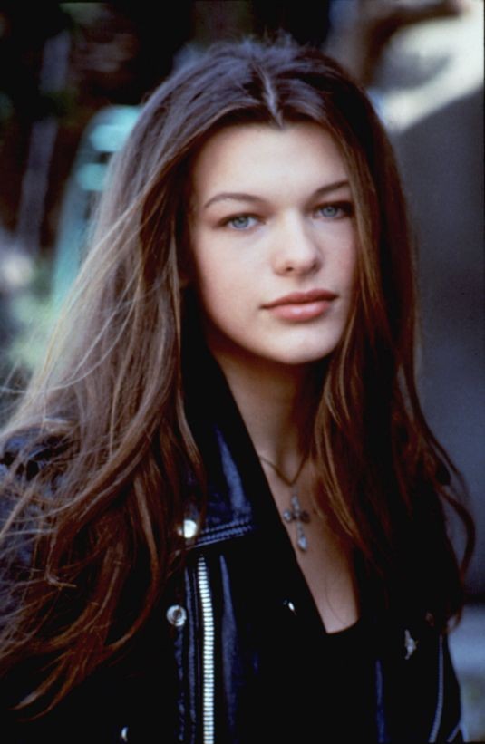 Milla Jovovich Fotoğrafı