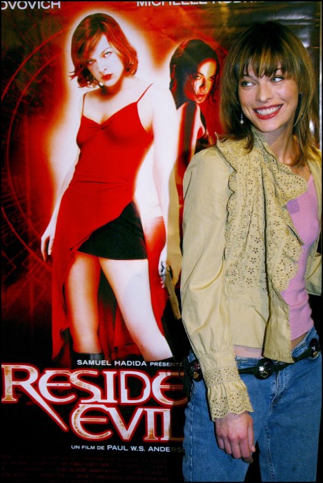 Milla Jovovich Fotoğrafı