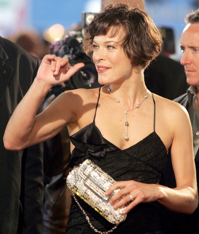 Milla Jovovich Fotoğrafı