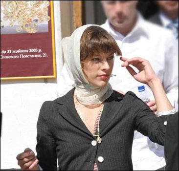 Milla Jovovich Fotoğrafı