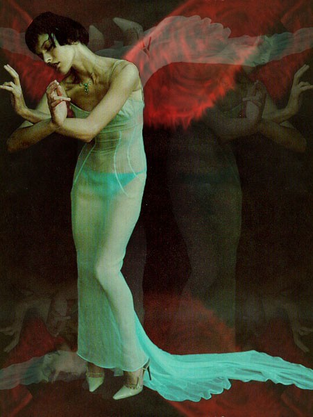 Milla Jovovich Fotoğrafı