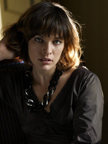 Milla Jovovich Fotoğrafı