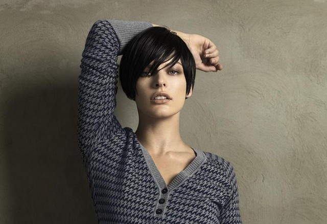 Milla Jovovich Fotoğrafı