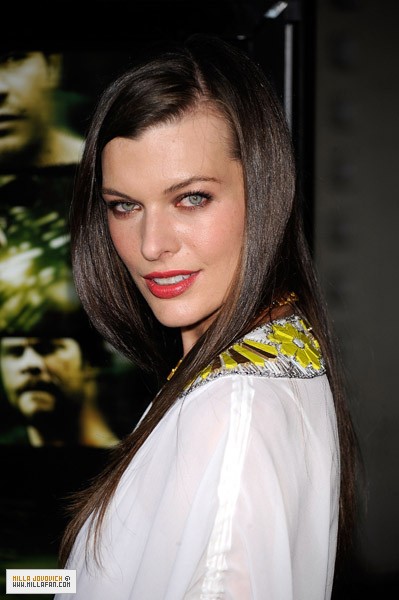Milla Jovovich Fotoğrafı