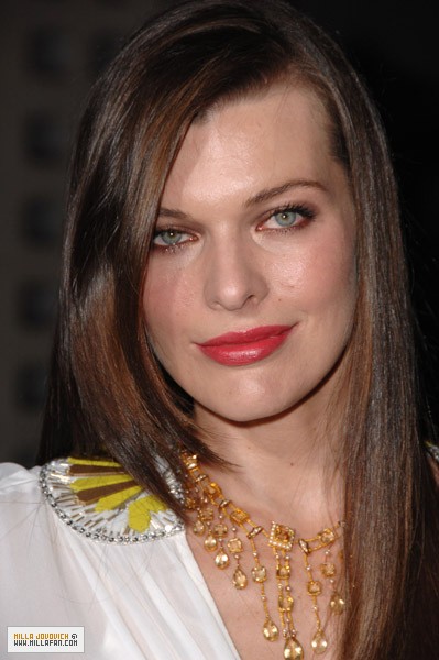 Milla Jovovich Fotoğrafı