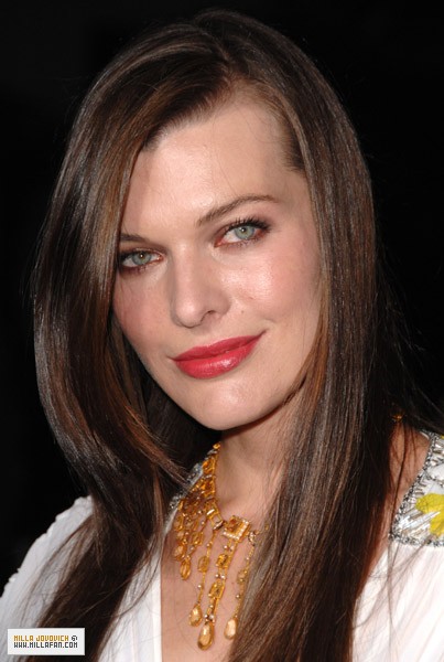 Milla Jovovich Fotoğrafı