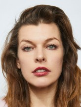 Milla Jovovich fotoğrafı