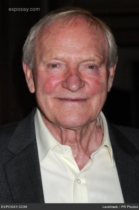 Julian Glover fotoğrafı