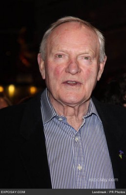 Julian Glover fotoğrafı