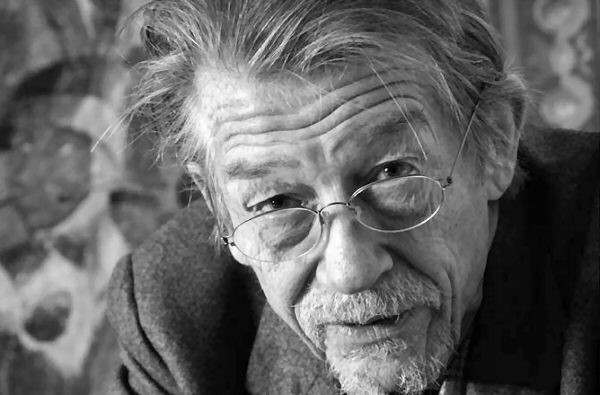 John Hurt Fotoğrafı