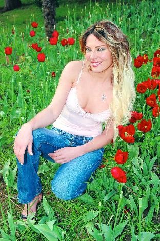 Sema Öztürk Fotoğrafı