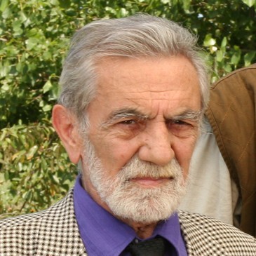 Aydemir Akbaş fotoğrafı