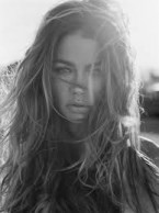 Denise Richards Fotoğrafı