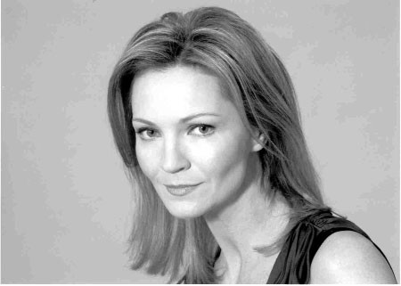 Joan Allen Fotoğrafı
