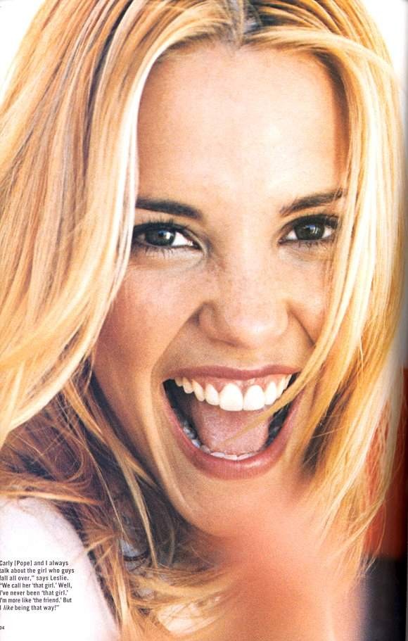 Leslie Bibb Fotoğrafı