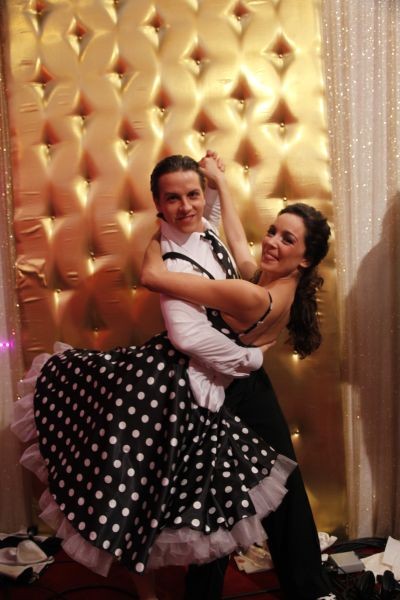 Azra Akın Fotoğrafı