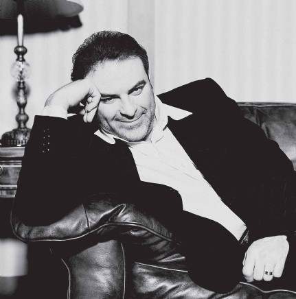 Burak Sergen fotoğrafı