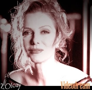 Zuhal Olcay Fotoğrafı